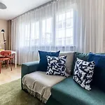 Minimalist Flat 5 Min To Taksim Square