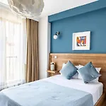 Convenient Flat 10 Min To Taksim And Citys Mall