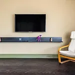 Chic Flat W Balcony Bbq 10 Min To Emaar In Uskudar
