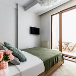 Meridian Hotel