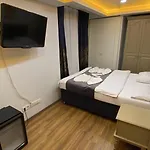 Hotel Next2