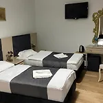 Hotel Next2
