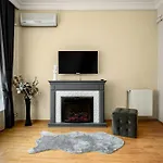 Luxury Flat W/Exceptional Terrace & Bosphrous View