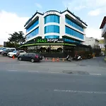 B\'Istanbul Hotel