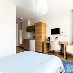 Convenient Flat 10 Min To Taksim And Citys Mall