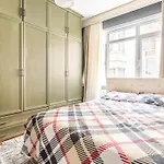 Pera Suite Apartment