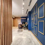 Taksim Landhouse Hotel