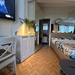 Beautiful,Tiny Apartment In The Heart Of Nisantasi