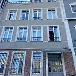 Ramo\'S Aparatments & Suites