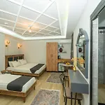 Valeria House