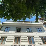 Rozza Hotel