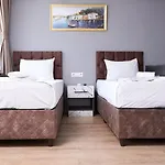 Pequena Casa Apart