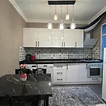 Yeni , Merkezi , Galata\'Da #3