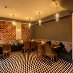 Azade Premier Hotel