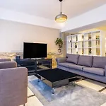 Studio Flat With Lovely Backyard In Nisantasi