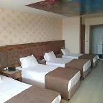 Hotel Buyuk Paris
