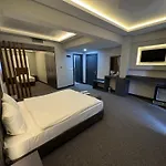 Gardan Hotel