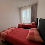Luxury Designed Comfortable 2 Rooms & 1 Living Room Apartment Free Parking Garaj