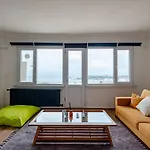 Bosphorus View With 2 Bedrooms And Central Location
