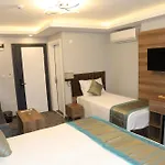 Grand Kavi Hotel
