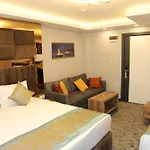 Grand Kavi Hotel