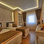 Samir Deluxe Hotel
