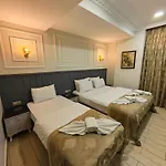 Apple Tree Hotel