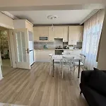 Sari Apartmani