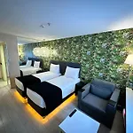 Tempo Fair Suites