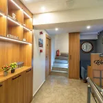 Istanbul Boutique Ortakoey