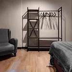 Spacious And Stylish 3Br W Private Garden