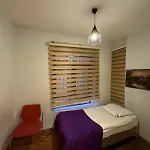 Mrngz Rooms 33