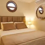 Kaira Hotel & Aparts
