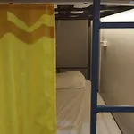 Gafa Garden Hostel & Apartments - Great Location