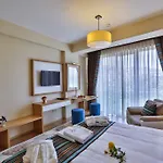 Festinn Suites Golden Horn