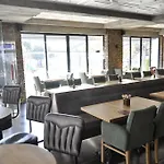 Shah Inn Hotel