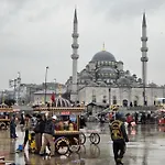 Monarch Hotel Istanbul