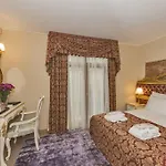 By Murat Royal Hotel Galata