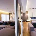 Maroon Hotel Pera