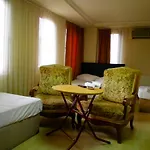 Plato Hotel