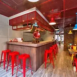 Taksim Istanbul Nis Hotel - Istiklal Street