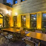Garden House Suites