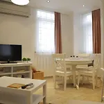 Unique And Central Istanbul Experience Taksim