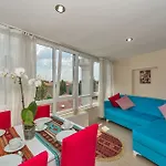 Istanbul House