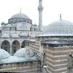 Ekim Apart
