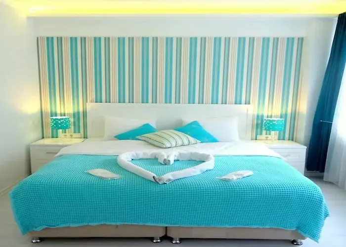 Yazar Hotel