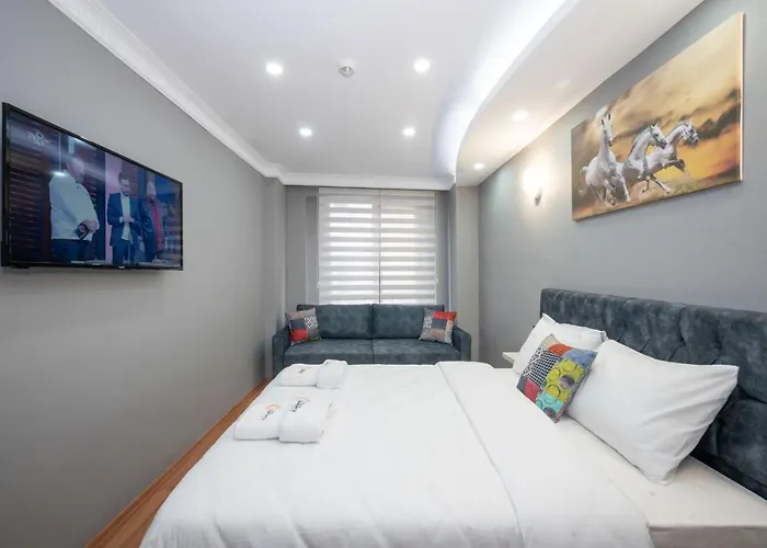 Taxim Sunpera Suites