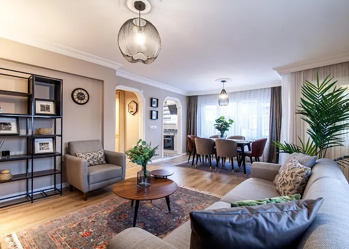 Modern Flat Close To Istiklal Street With Balcony