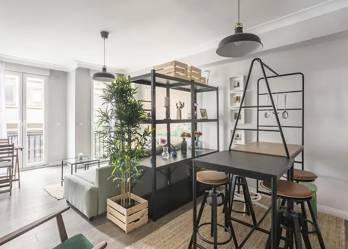 Central And Refreshing Flat In Beyoglu