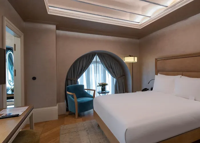 10 Karakoy Istanbul
